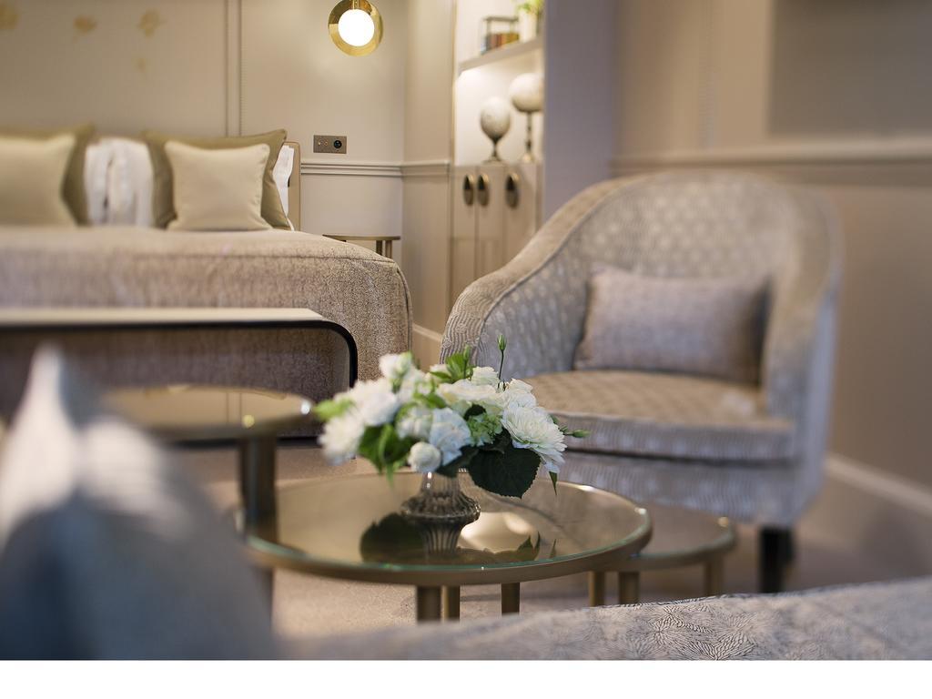 Le Narcisse Blanc Hotel Paris Exterior photo