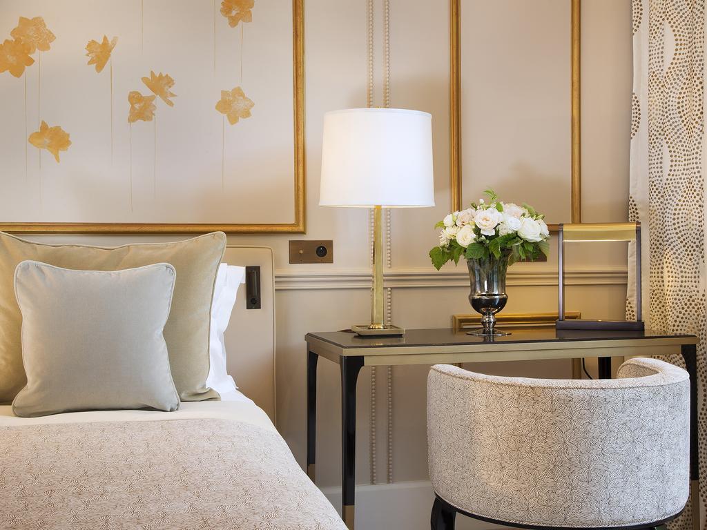Le Narcisse Blanc Hotel Paris Exterior photo